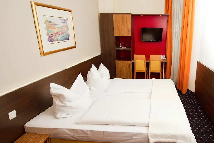 Hotel Tourist Frankfurt am Main