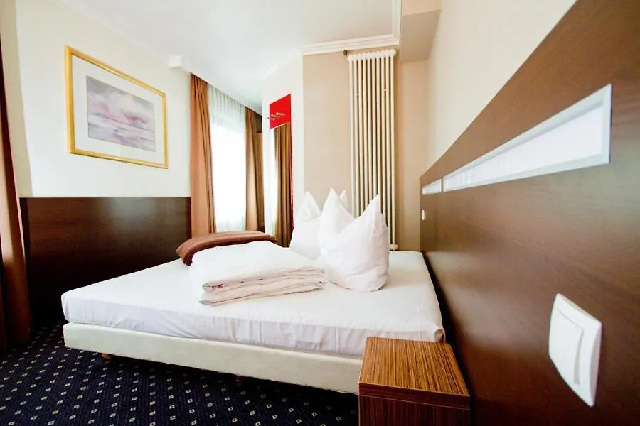 Hotel Tourist 美因河畔法兰克福